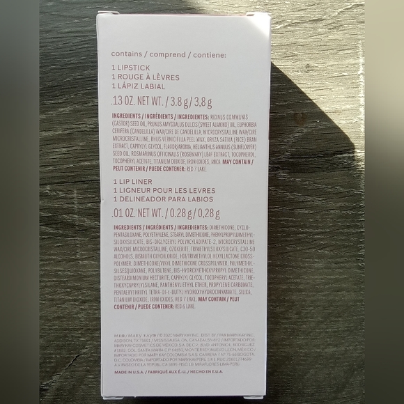 Mary kay Lip kit - Picture 2 of 3